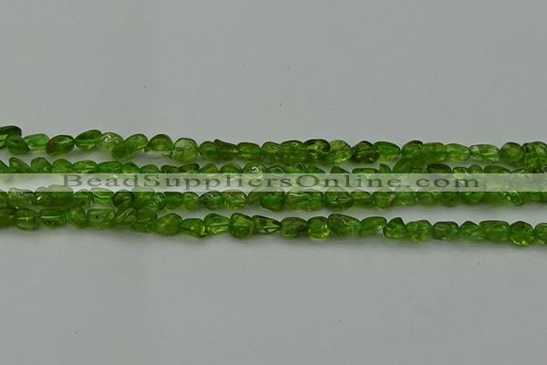 CCH675 15.5 inches 4*6mm - 5*8mm peridot gemstone chips beads