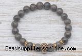 CGB7427 8mm rainbow labradorite bracelet with skull for men or women