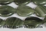 CGH55 15.5 inches 15*20mm flat teardrop green hair stone beads