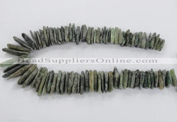 CTD1632 Top drilled 5*20mm - 8*40mm sticks green kyanite beads