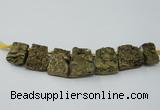 CTD823 Top drilled 20*30mm - 35*45mm trapezoid agate beads