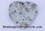 NGP642 5pcs 50*50mm heart kiwi stone pendants jewelry wholesale